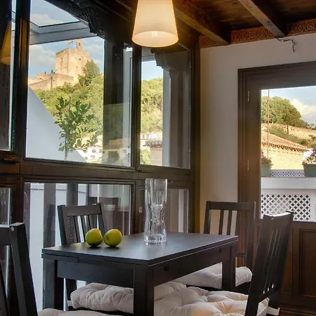 Appartement Muralla Ziri *