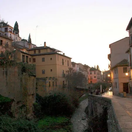 Muralla Ziri Granada