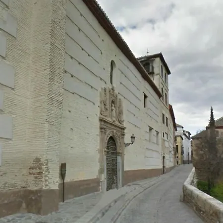 Muralla Ziri Appartement