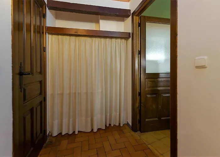 Muralla Ziri Appartement *