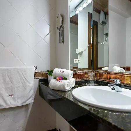 Apartamento Muralla Zirí *